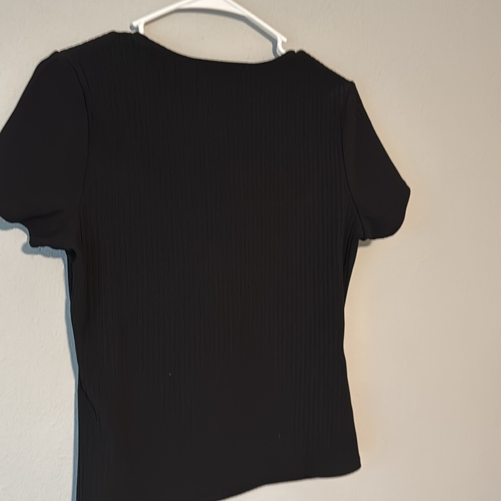 Top - Picture 3 of 4